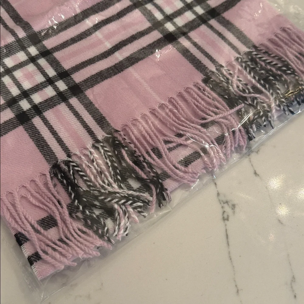 N/A stylish plaid